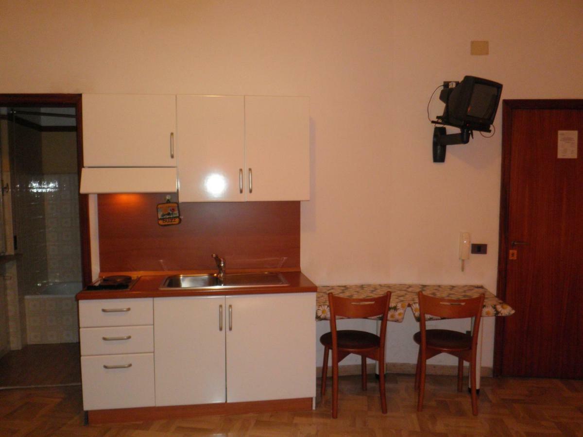 Residence Executive Ancona Værelse billede